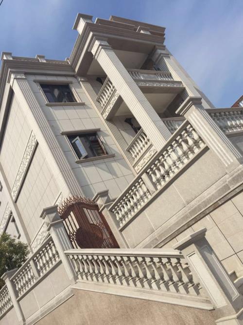 揭秘2公分仿石陶瓷砖 融合自然之美与现代建筑的卓越建材